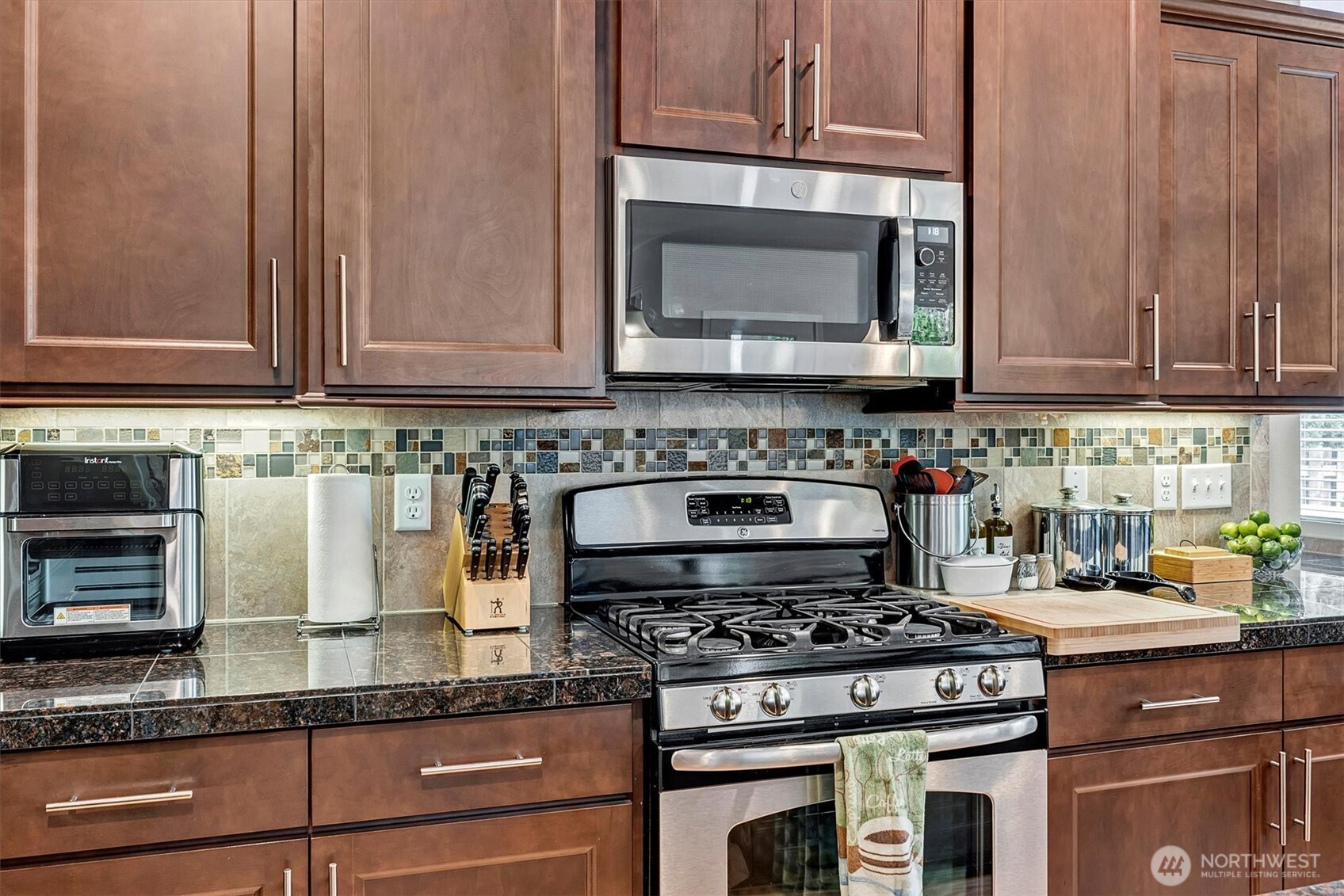 1232 Salish Avenue SE, North Bend, WA 98045