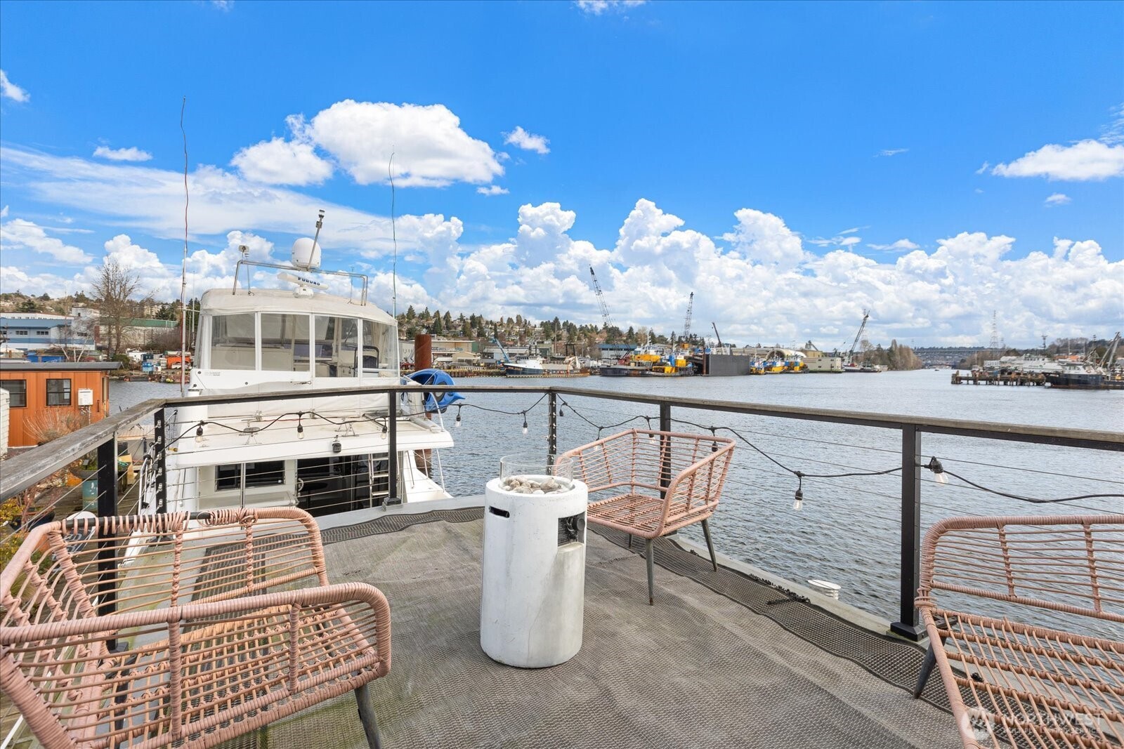 1080 W Ewing Street #E5, Seattle, WA 98119