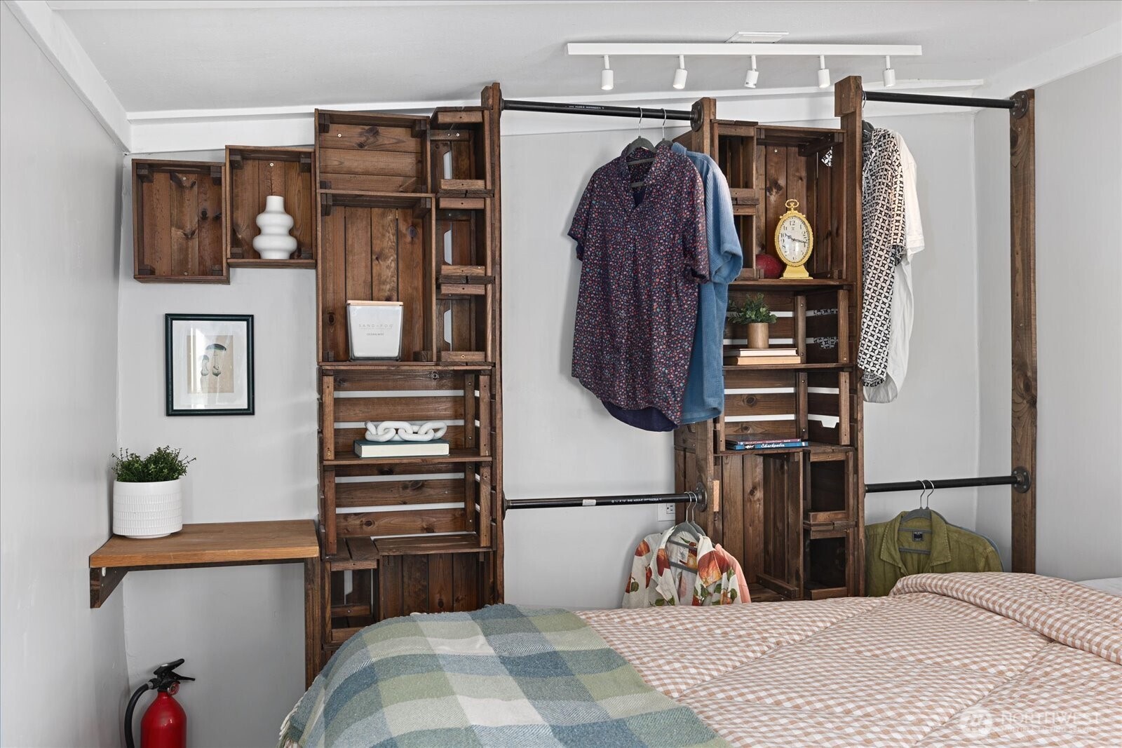 1080 W Ewing Street #E5, Seattle, WA 98119