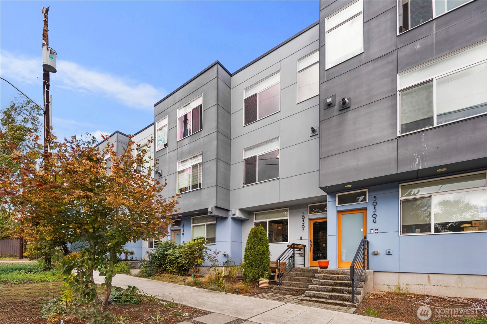 5936 S 36th Avenue #F, Seattle, WA 98118