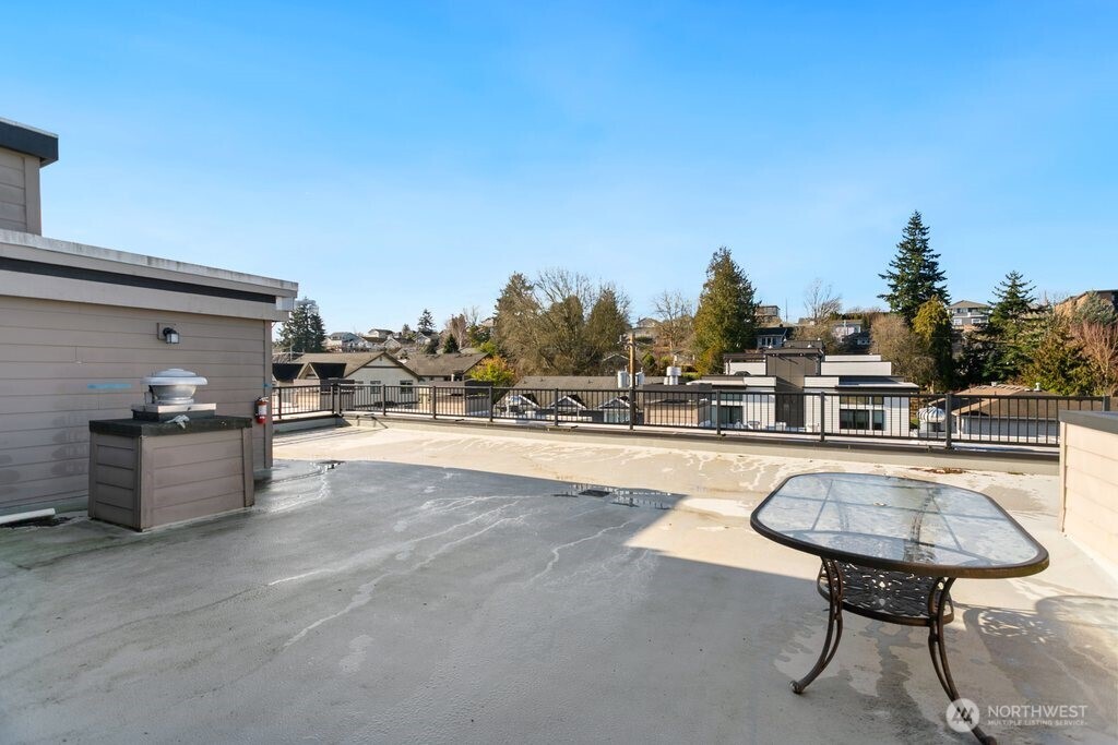 4831 Fauntleroy Way SW #206, Seattle, WA 98116