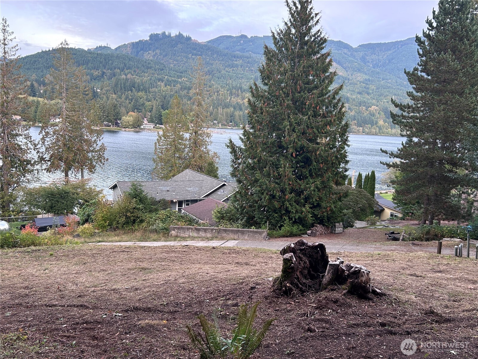 715 Samish Heights Lane , Bellingham, WA 98229