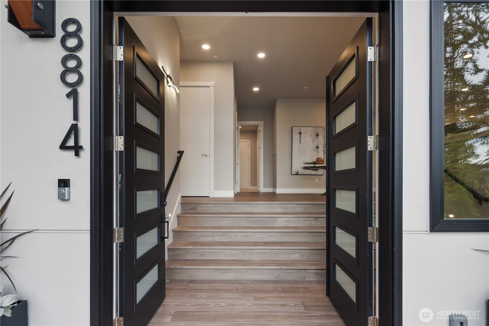 8814 NE Juanita Drive , Kirkland, WA 98034