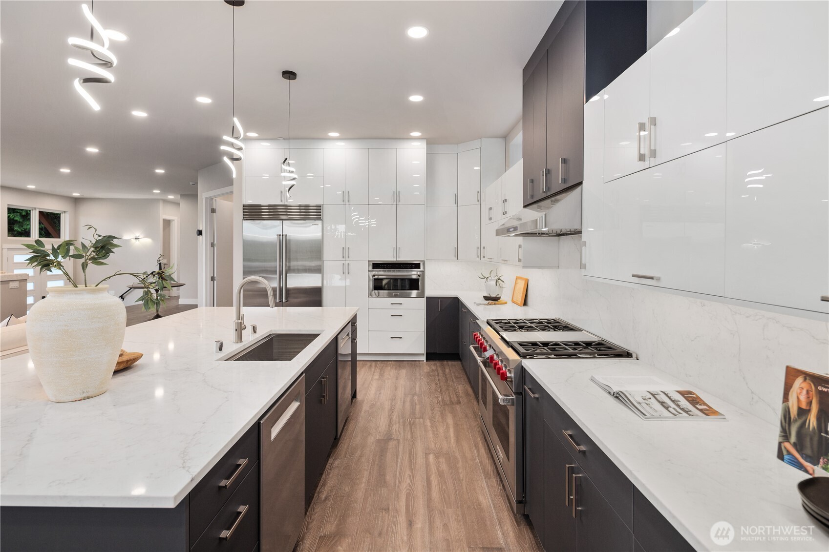 8814 NE Juanita Drive , Kirkland, WA 98034