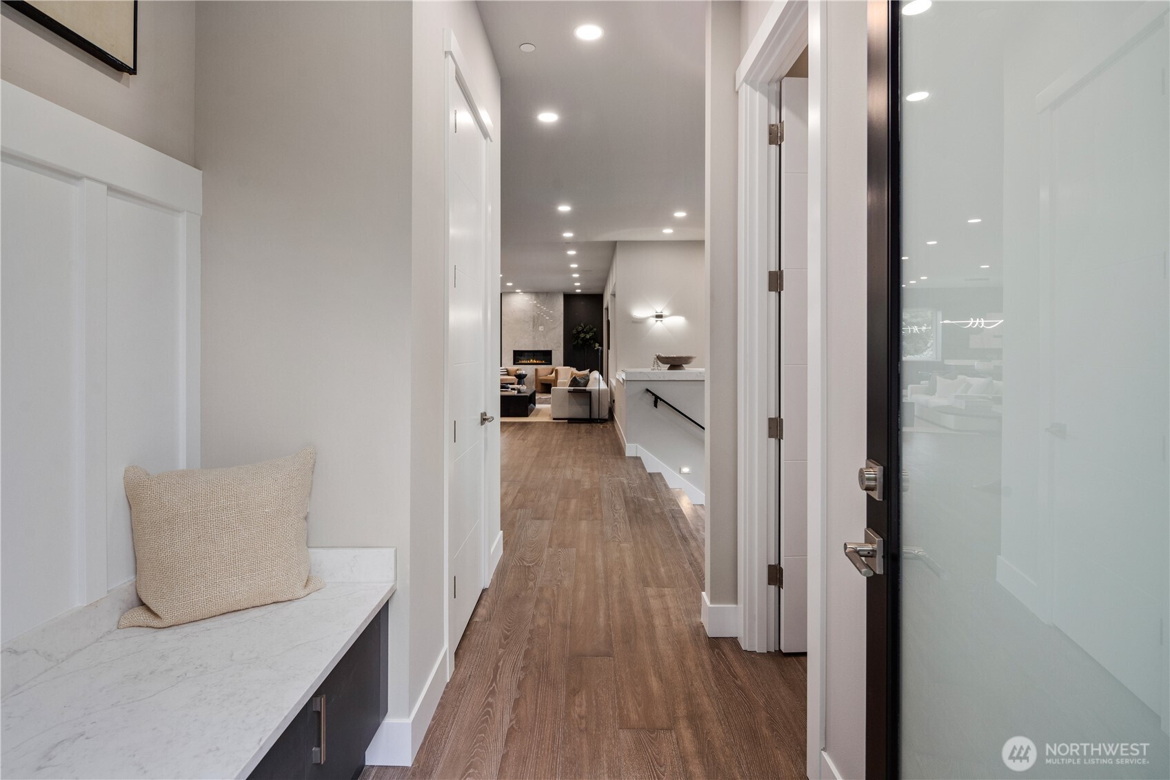 8814 NE Juanita Drive , Kirkland, WA 98034