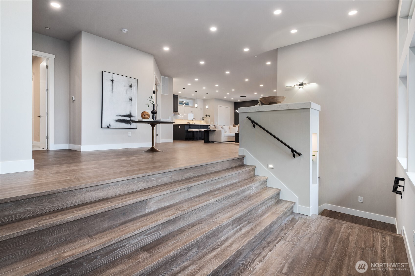 8814 NE Juanita Drive , Kirkland, WA 98034