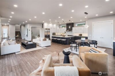 8814 NE Juanita Drive , Kirkland, WA 98034 - Photo 10