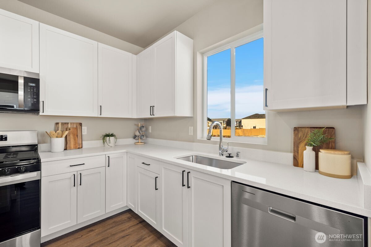 2171 168TH Place NE, Marysville, WA 98271