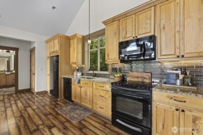 25323 182nd Street E, Orting, WA 98360 - Photo 15