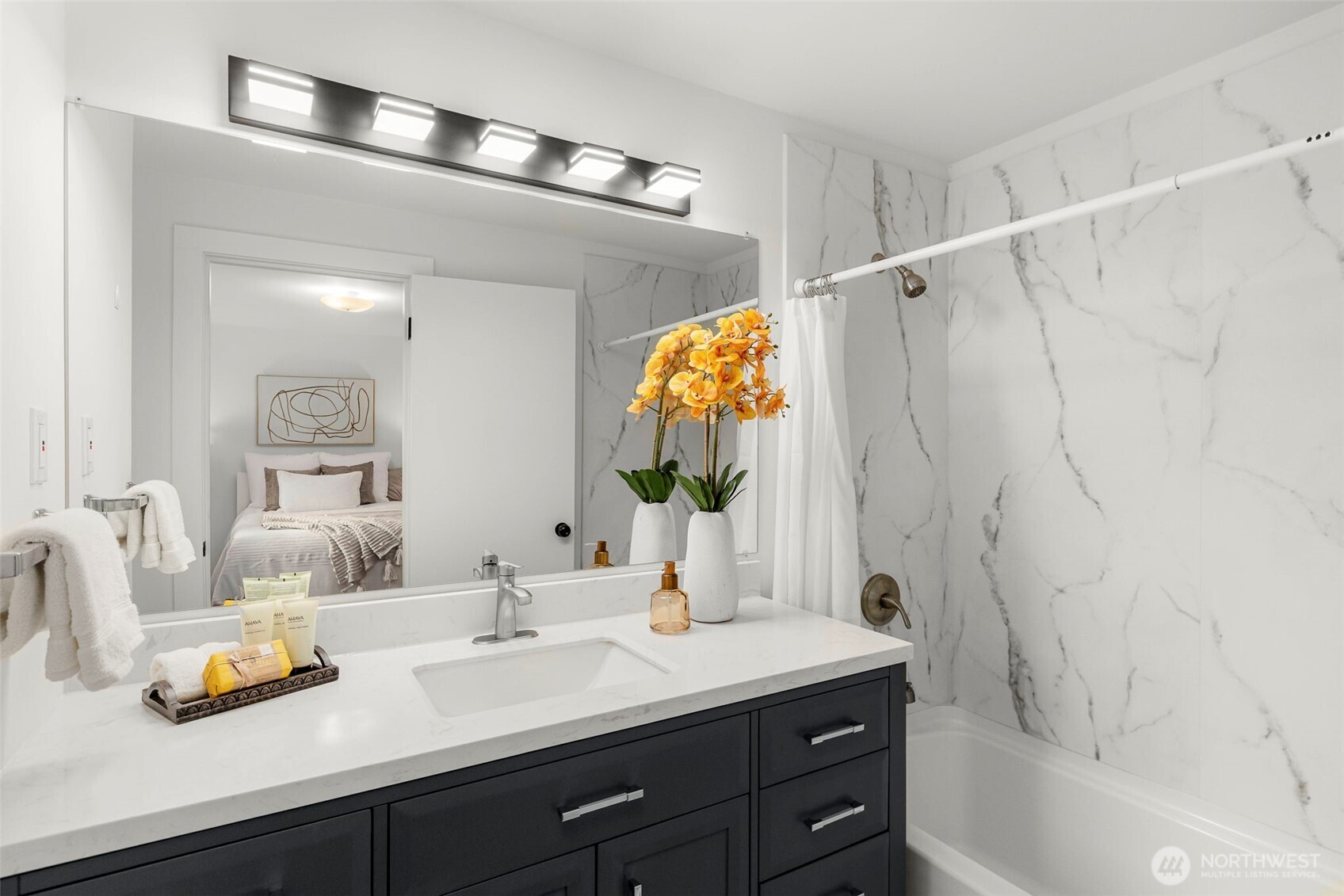 2520 166th Avenue NE, Bellevue, WA 98008