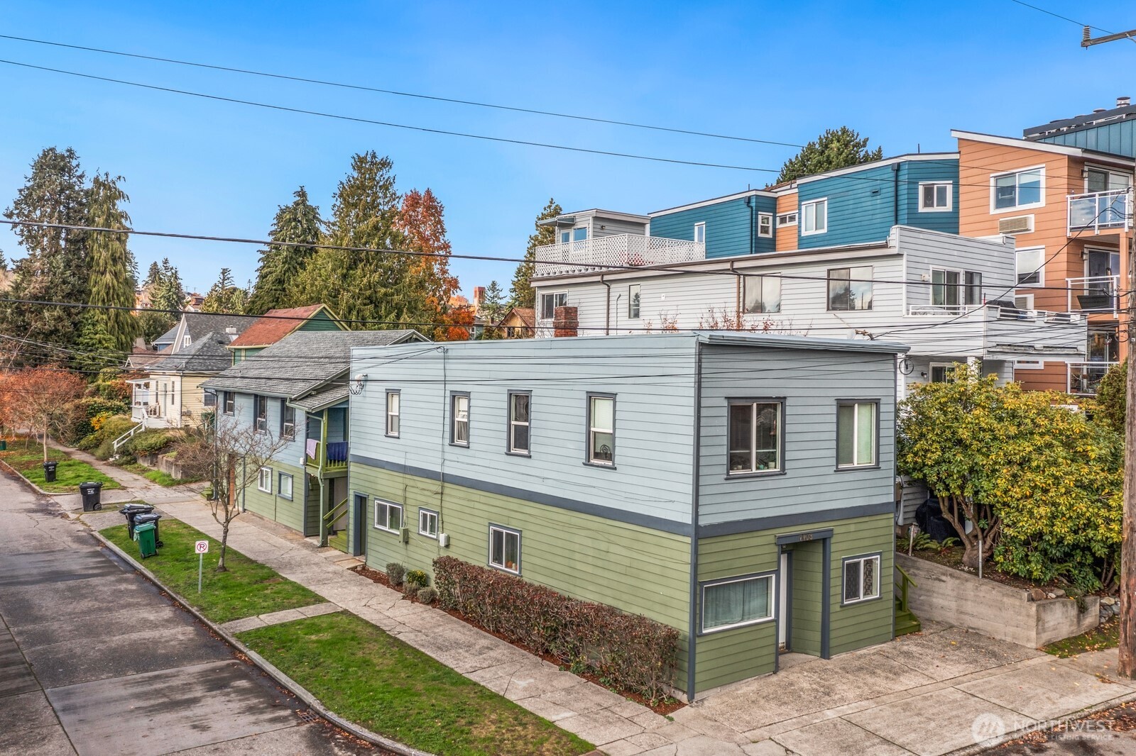 7103 Linden Avenue N #1-5, Seattle, WA 98103-5176