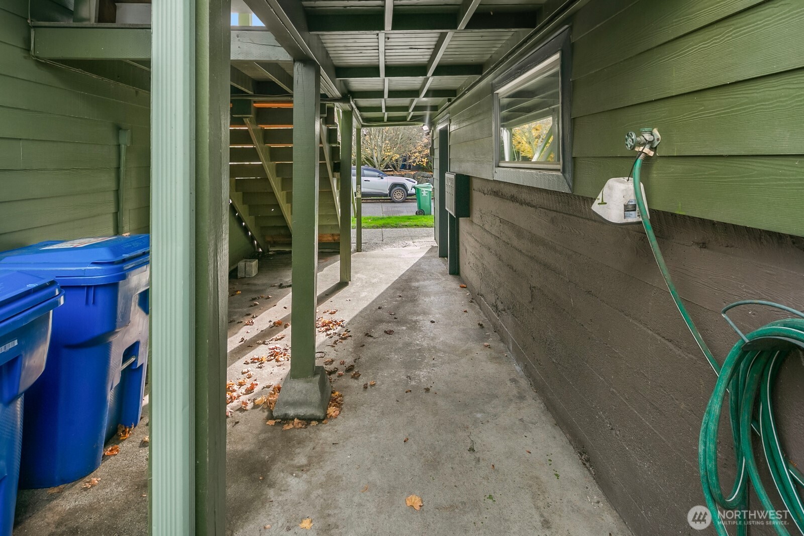 7103 Linden Avenue N #1-5, Seattle, WA 98103-5176