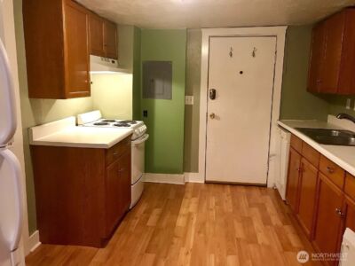 7103 Linden Avenue N #1-5, Seattle, WA 98103-5176 - Photo 23