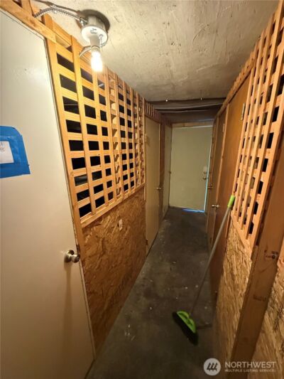 7103 Linden Avenue N #1-5, Seattle, WA 98103-5176 - Photo 38