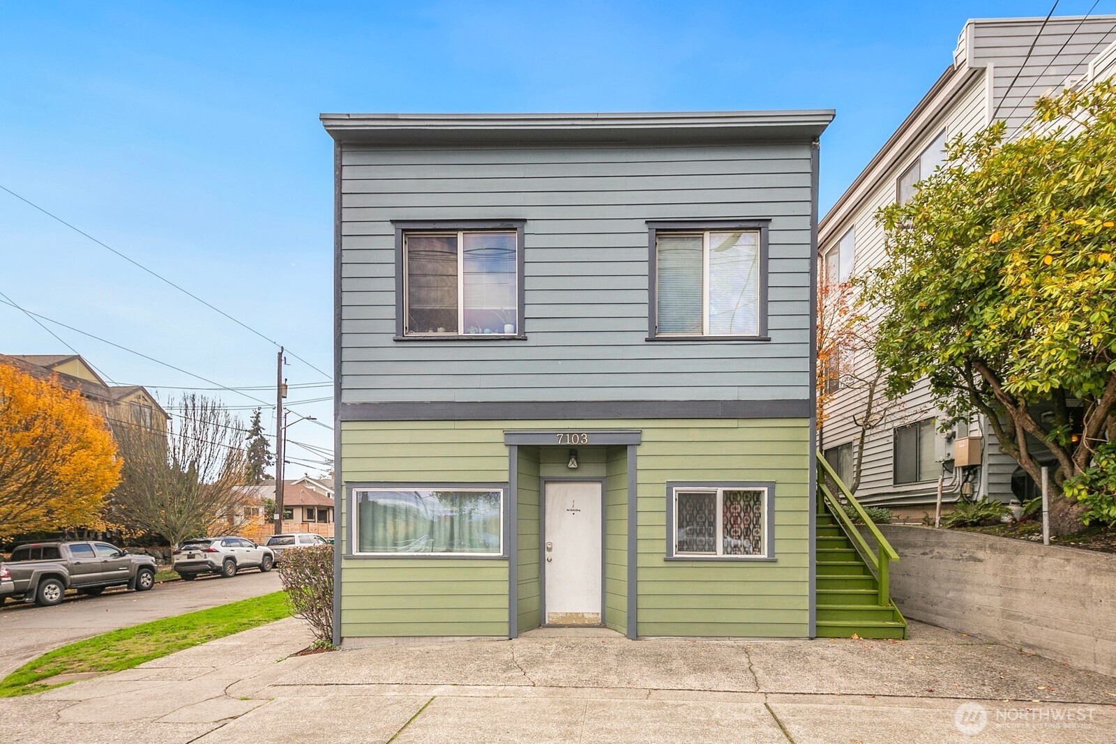 7103 Linden Avenue N #1-5, Seattle, WA 98103-5176