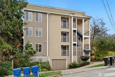 3660 Whitman Avenue N, Seattle, WA 98103-8768 - Photo 2