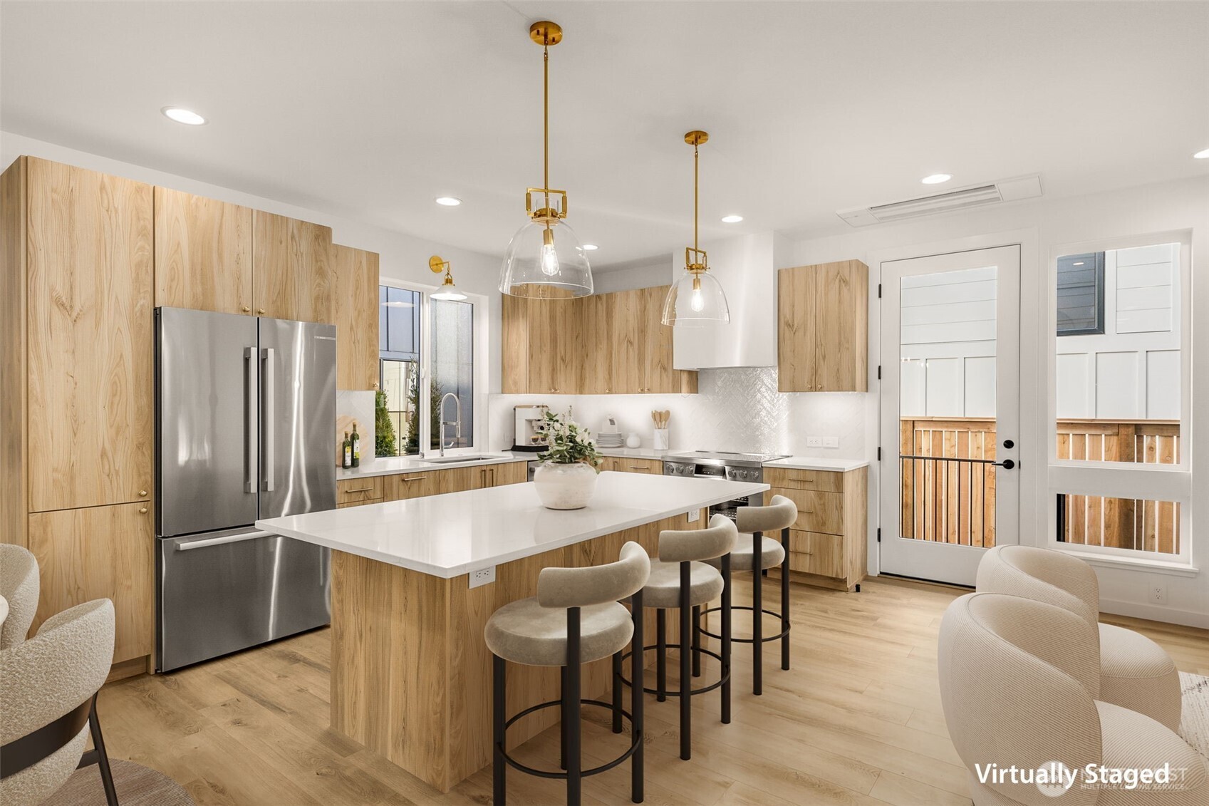 105 19th Avenue , Kirkland, WA 98033