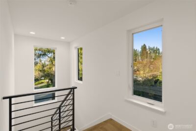 105 19th Avenue , Kirkland, WA 98033 - Photo 20