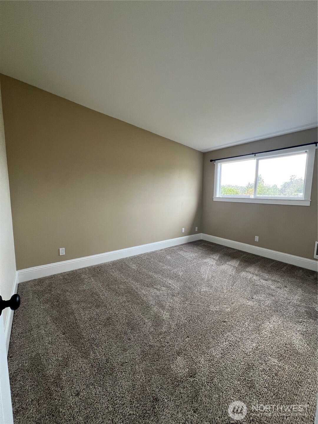 140 Newell Avenue , Westport, WA 98595