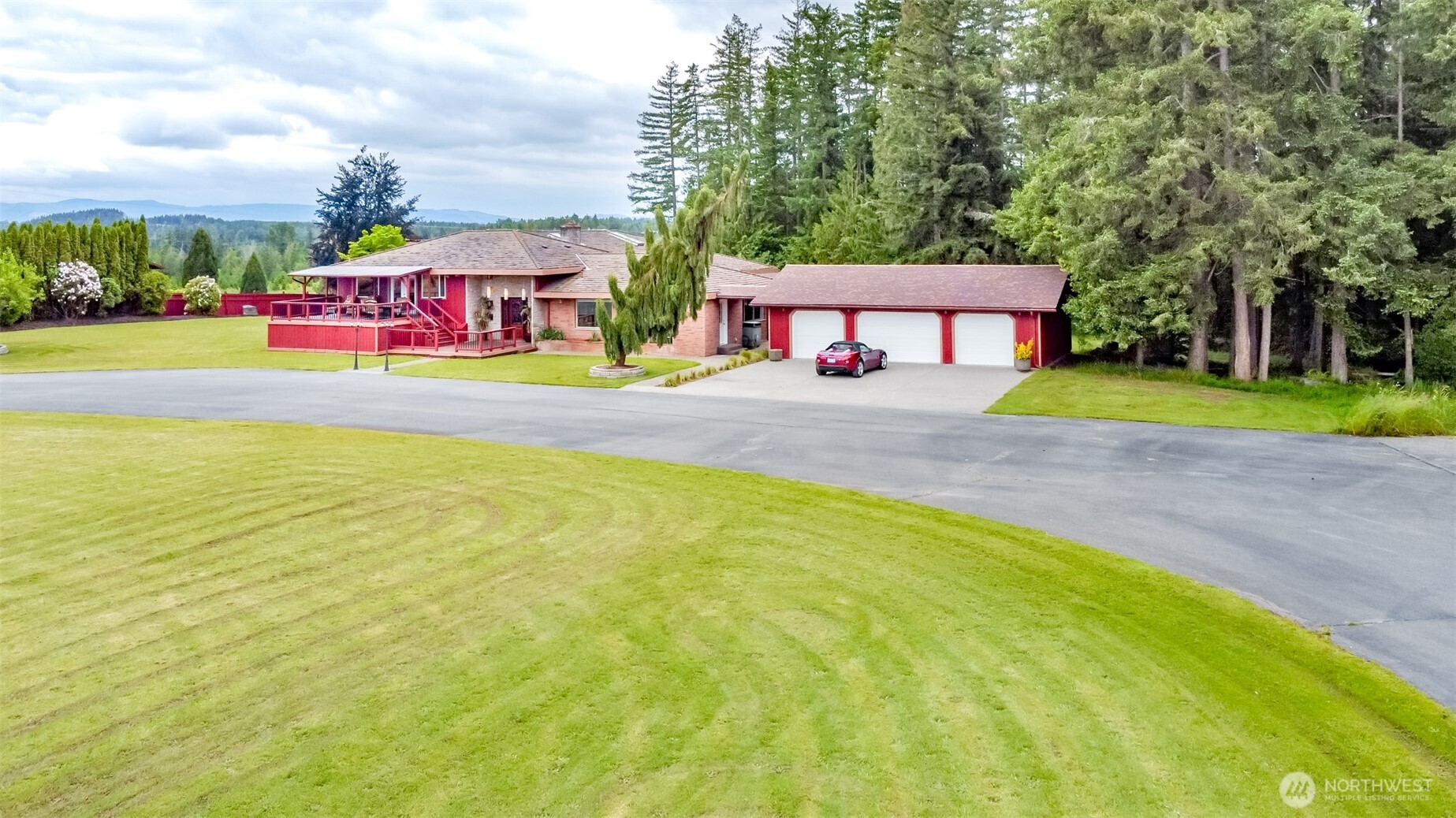 36510 Mountain Highway E, Eatonville, WA 98328