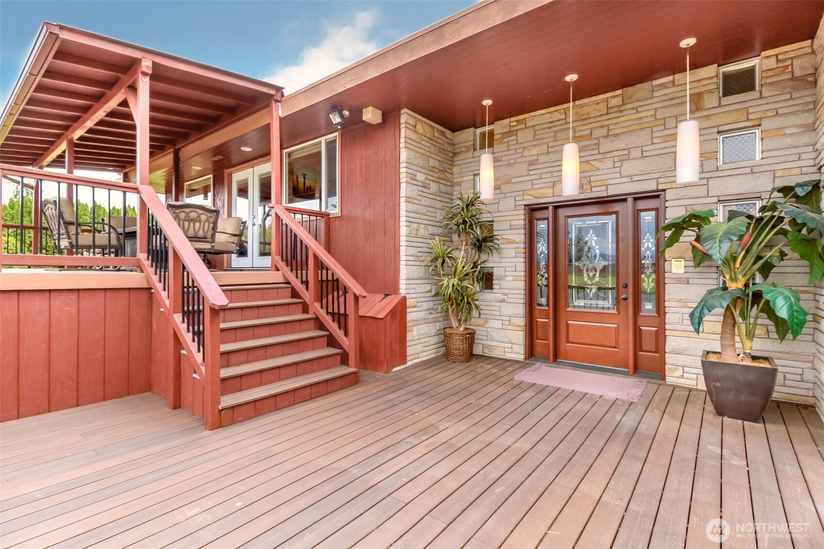 36510 Mountain Highway E, Eatonville, WA 98328