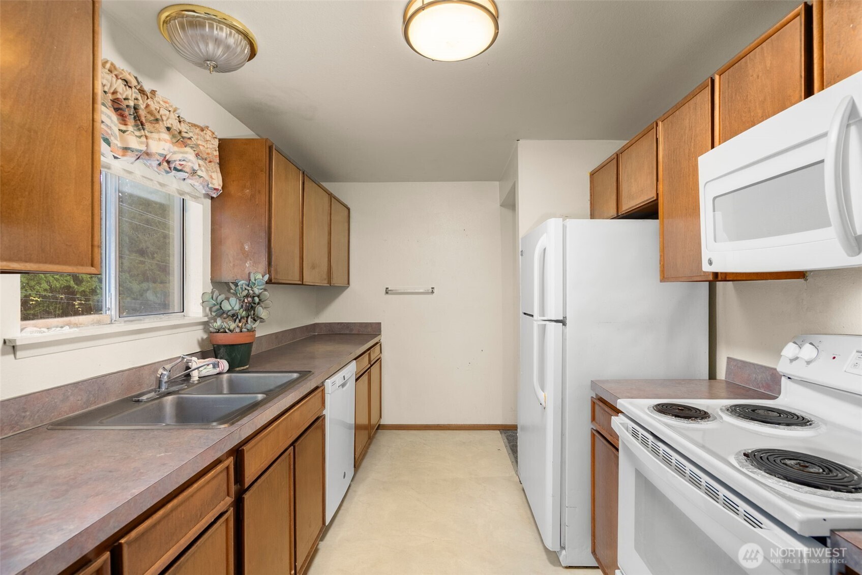 6091 NE Twin Spits Road , Hansville, WA 98340