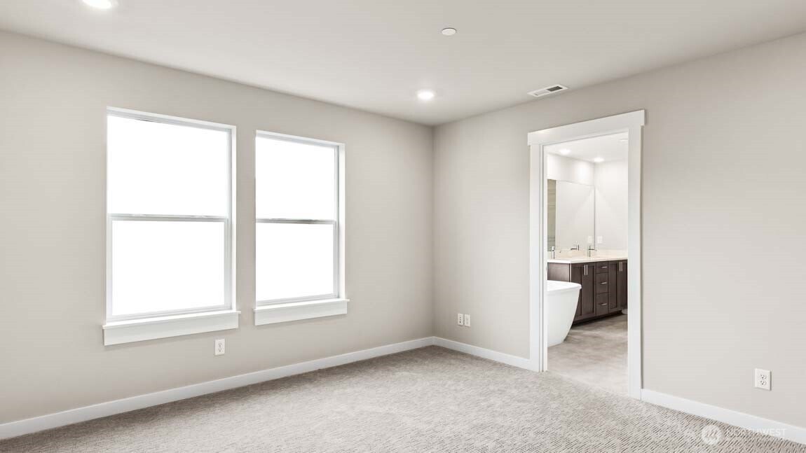 10520 135th Place NE #36, Kirkland, WA 98033