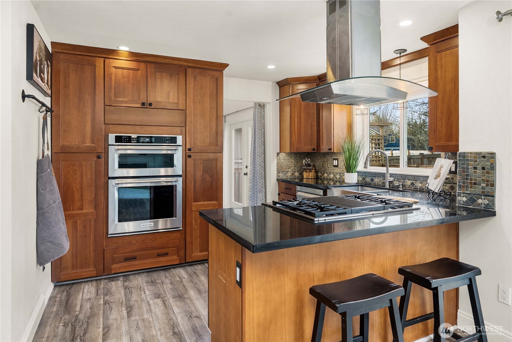 21520 SE 280th Street , Maple Valley, WA 98038