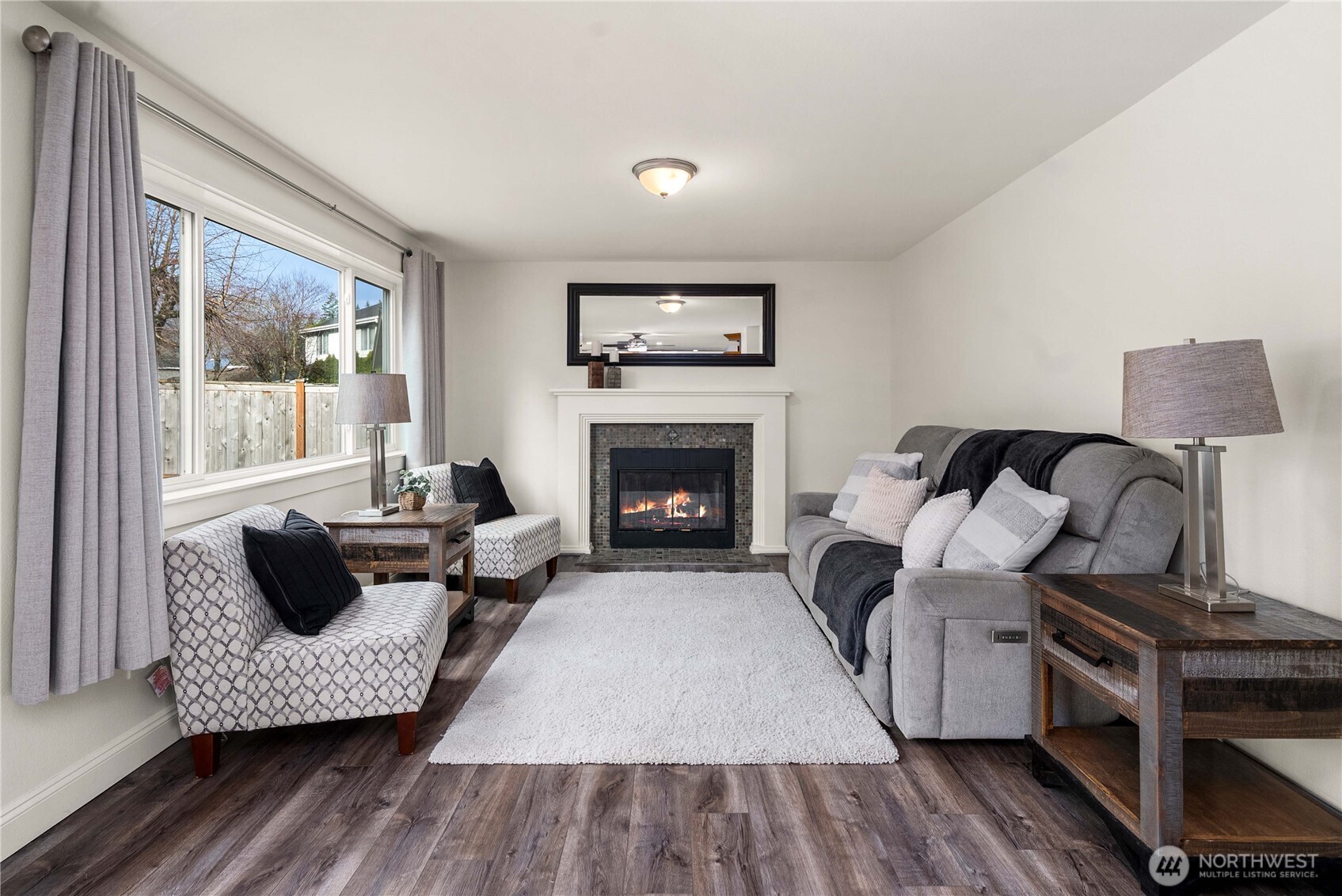 21520 SE 280th Street , Maple Valley, WA 98038