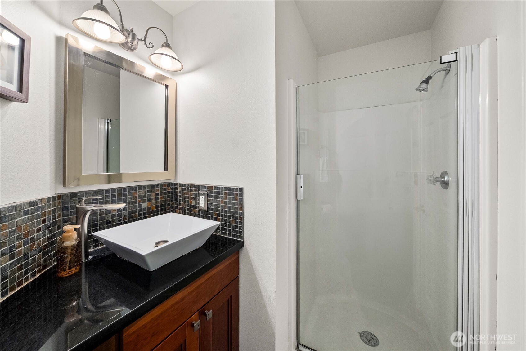 21520 SE 280th Street , Maple Valley, WA 98038