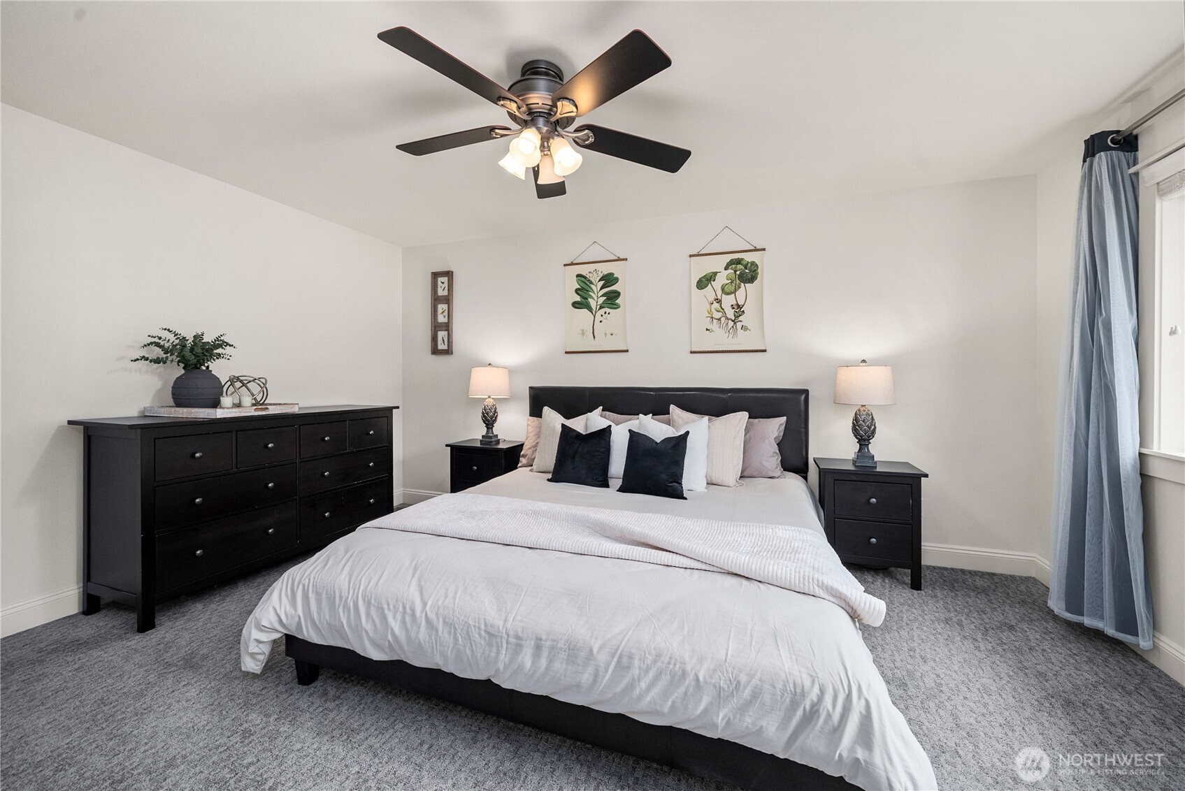 21520 SE 280th Street , Maple Valley, WA 98038