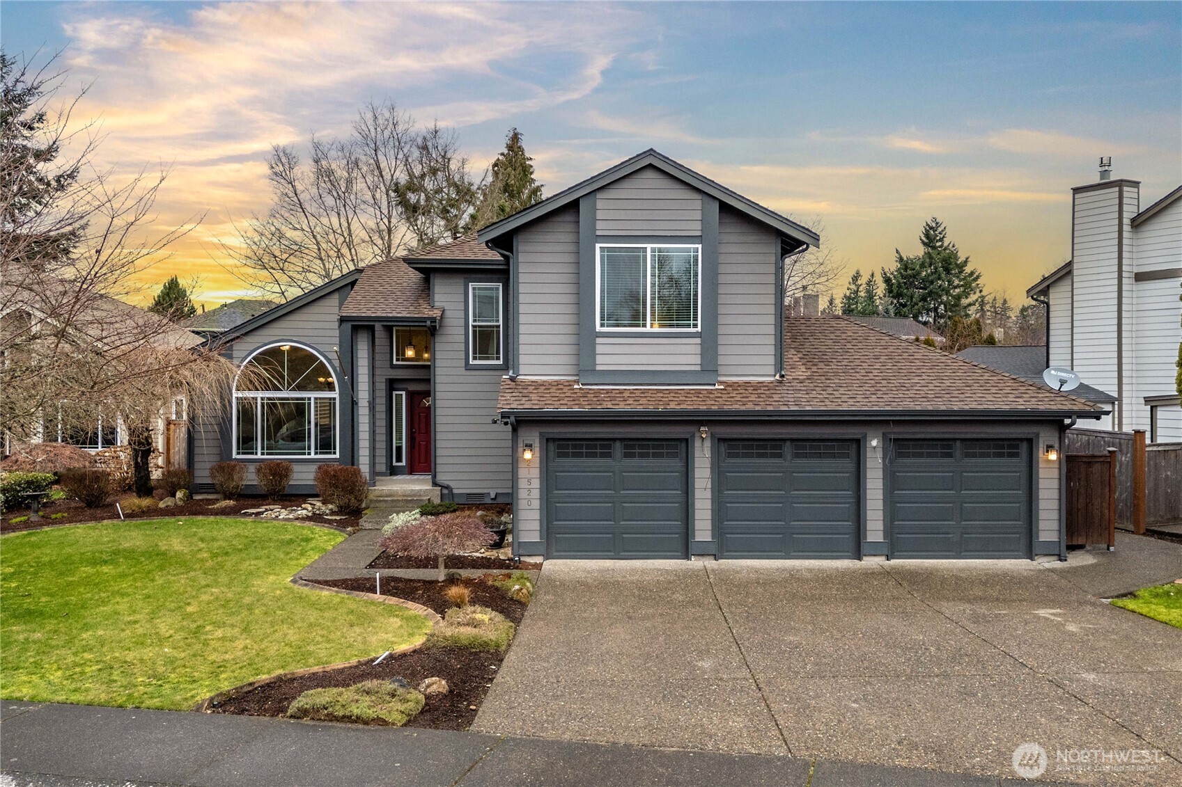 21520 SE 280th Street , Maple Valley, WA 98038