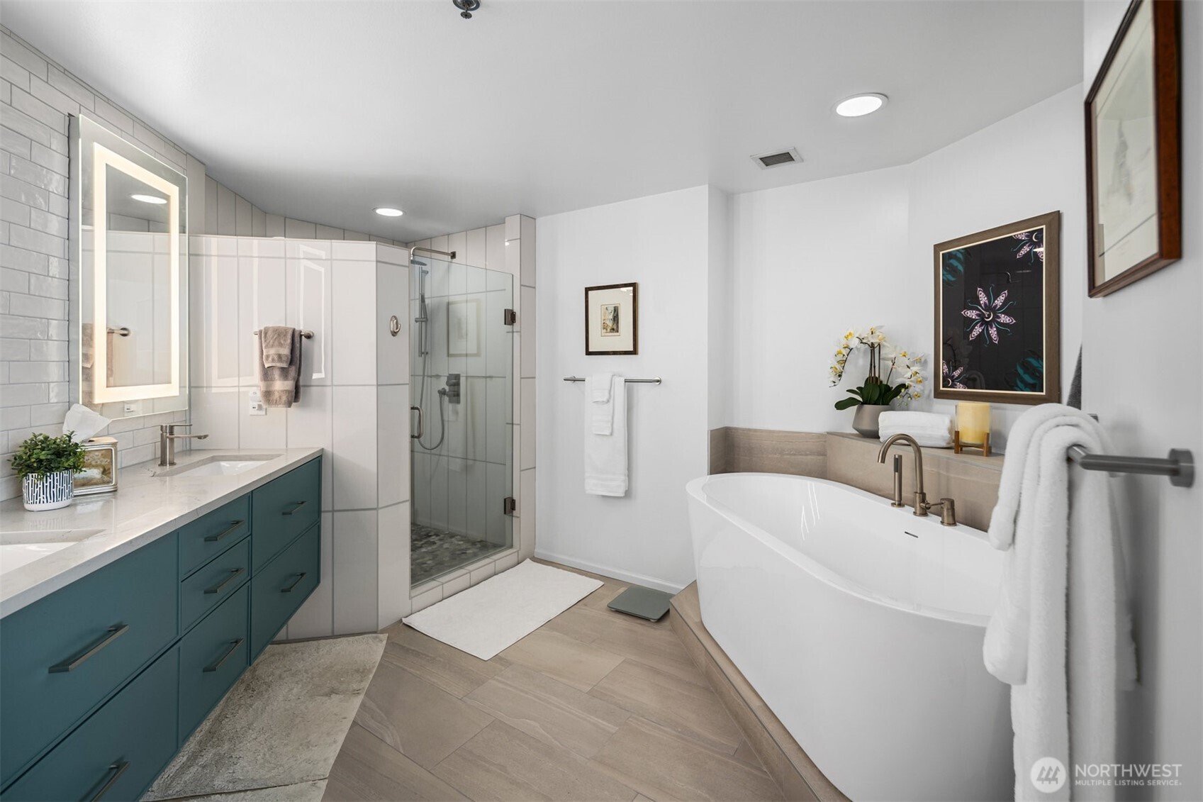 177 107th Avenue NE #1906, Bellevue, WA 98004