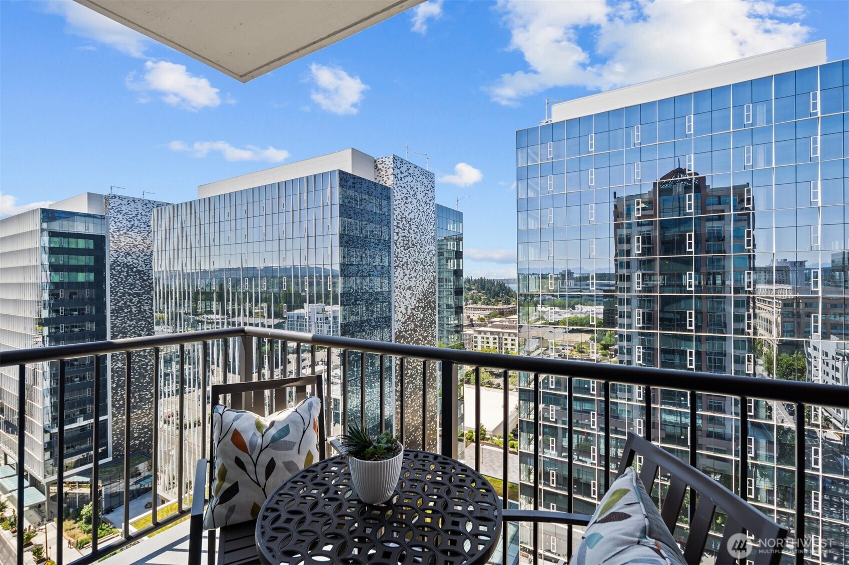 177 107th Avenue NE #1906, Bellevue, WA 98004