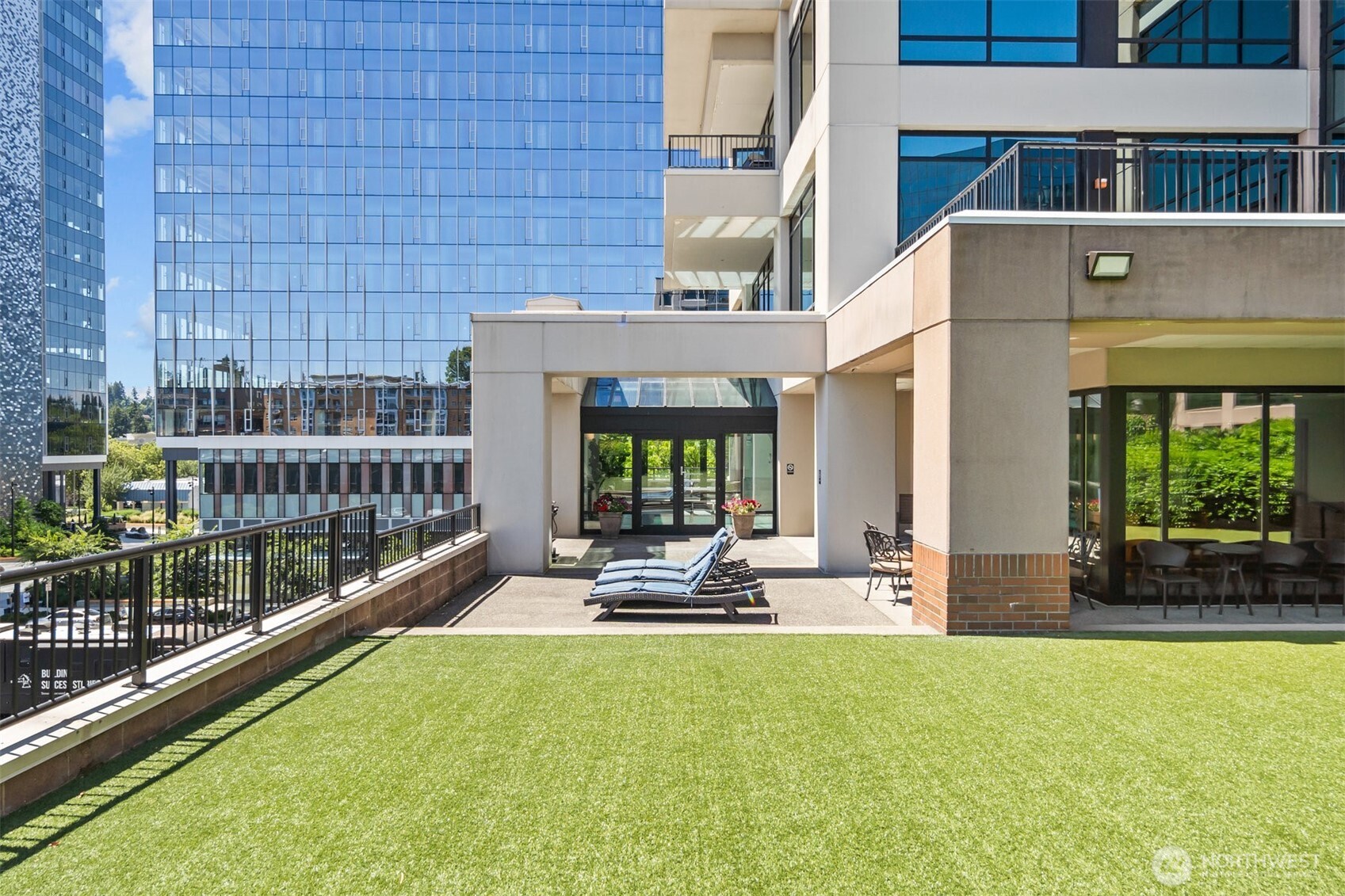 177 107th Avenue NE #1906, Bellevue, WA 98004