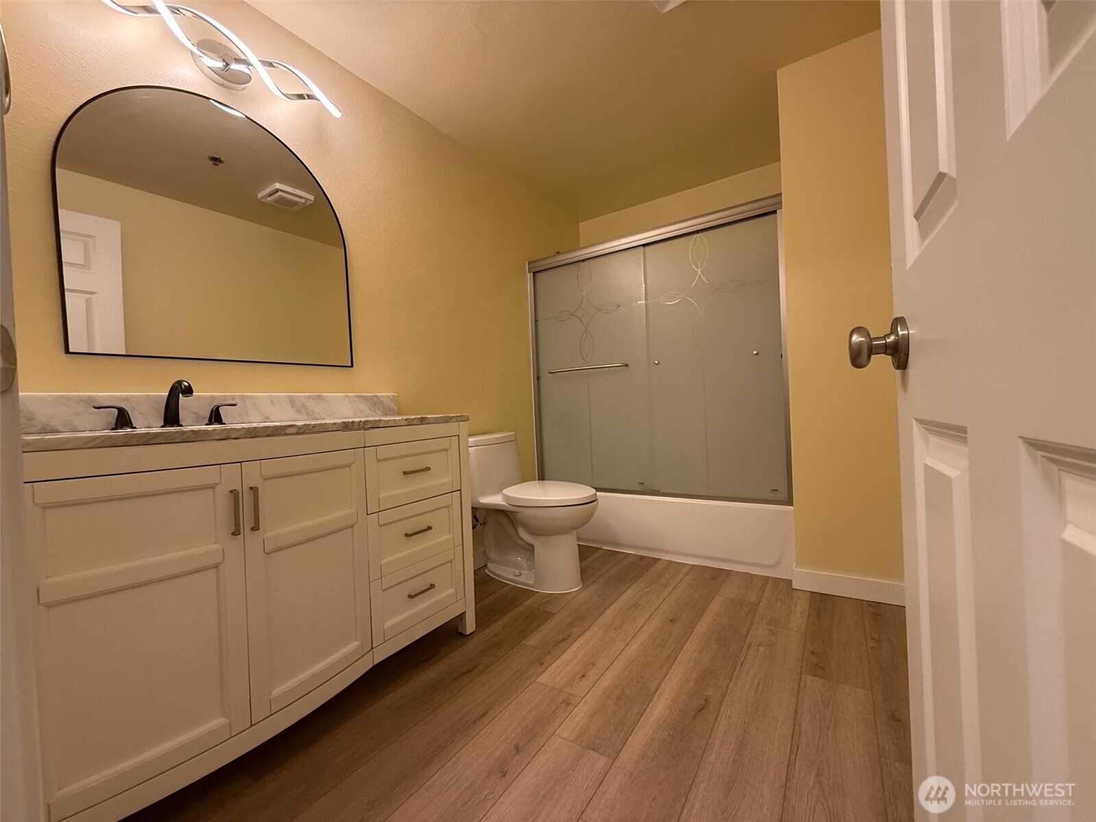 1840 S 284th Lane #H-203, Federal Way, WA 98003