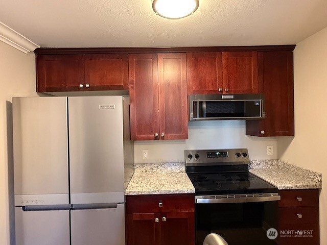 1840 S 284th Lane #H-203, Federal Way, WA 98003