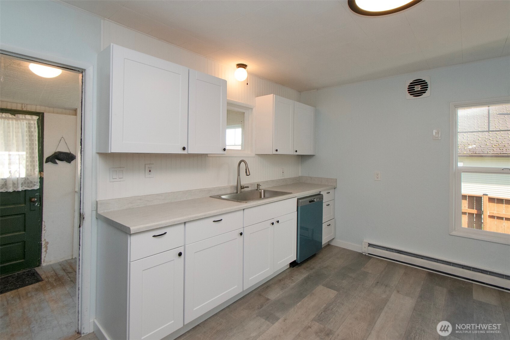 911 W Fifth Street , Port Angeles, WA 98363