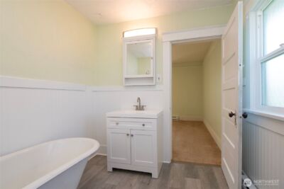 911 W Fifth Street , Port Angeles, WA 98363 - Photo 16