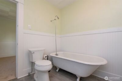 911 W Fifth Street , Port Angeles, WA 98363 - Photo 17