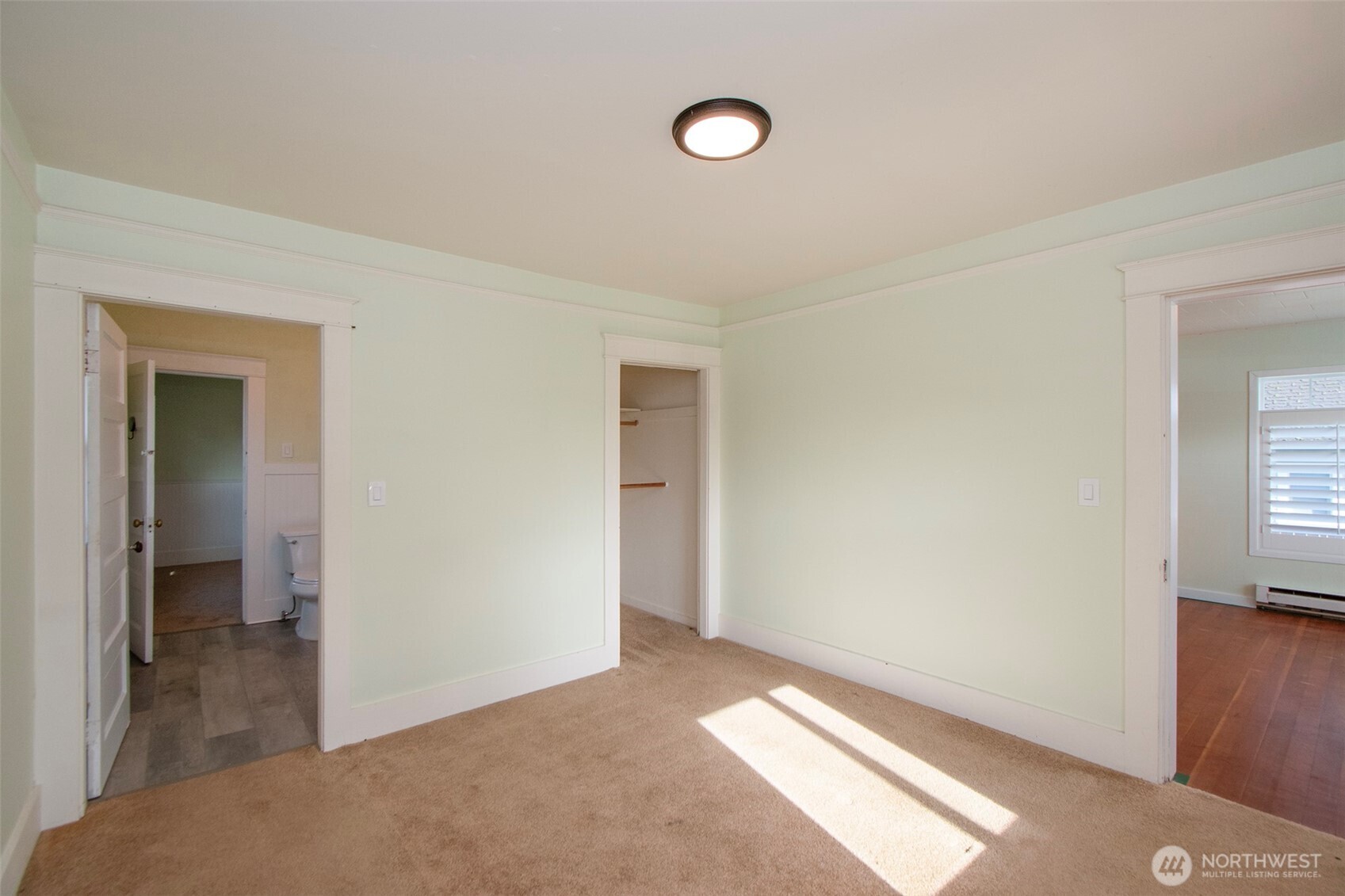 911 W Fifth Street , Port Angeles, WA 98363