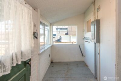 911 W Fifth Street , Port Angeles, WA 98363 - Photo 31