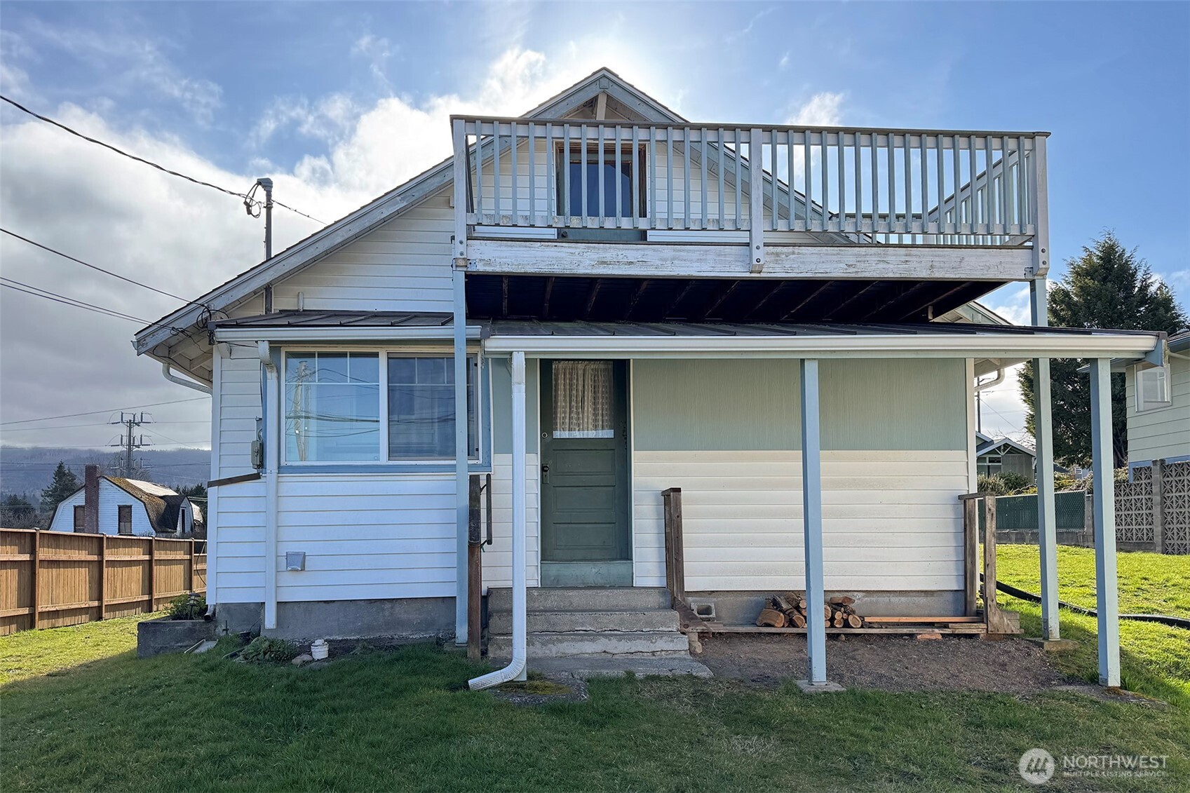 911 W Fifth Street , Port Angeles, WA 98363