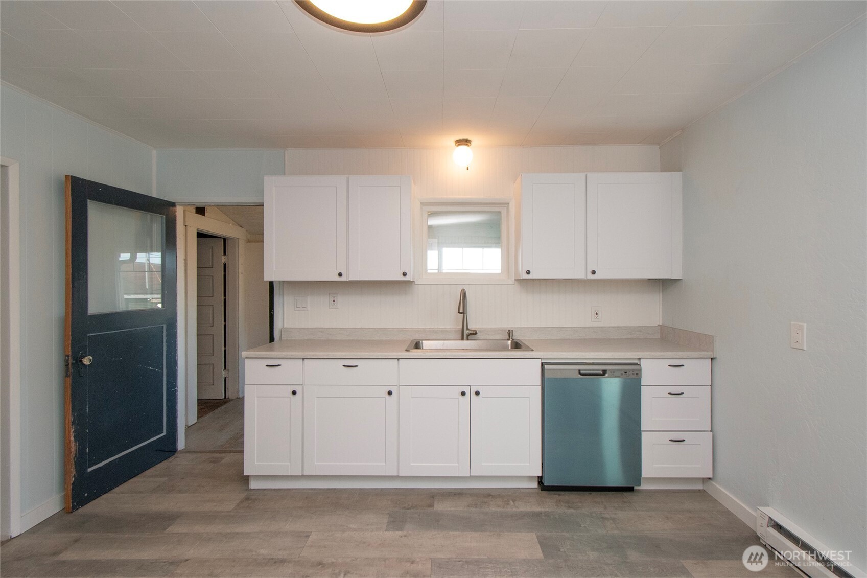 911 W Fifth Street , Port Angeles, WA 98363