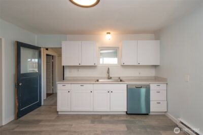 911 W Fifth Street , Port Angeles, WA 98363 - Photo 10