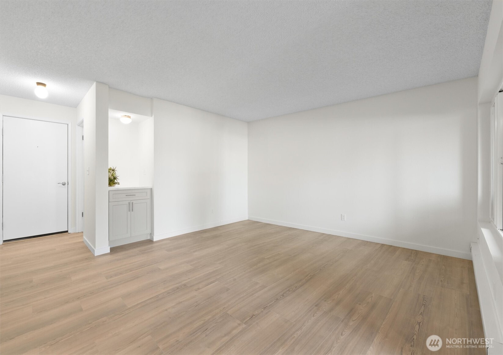 5620 200th Street SW #A211, Lynnwood, WA 98036