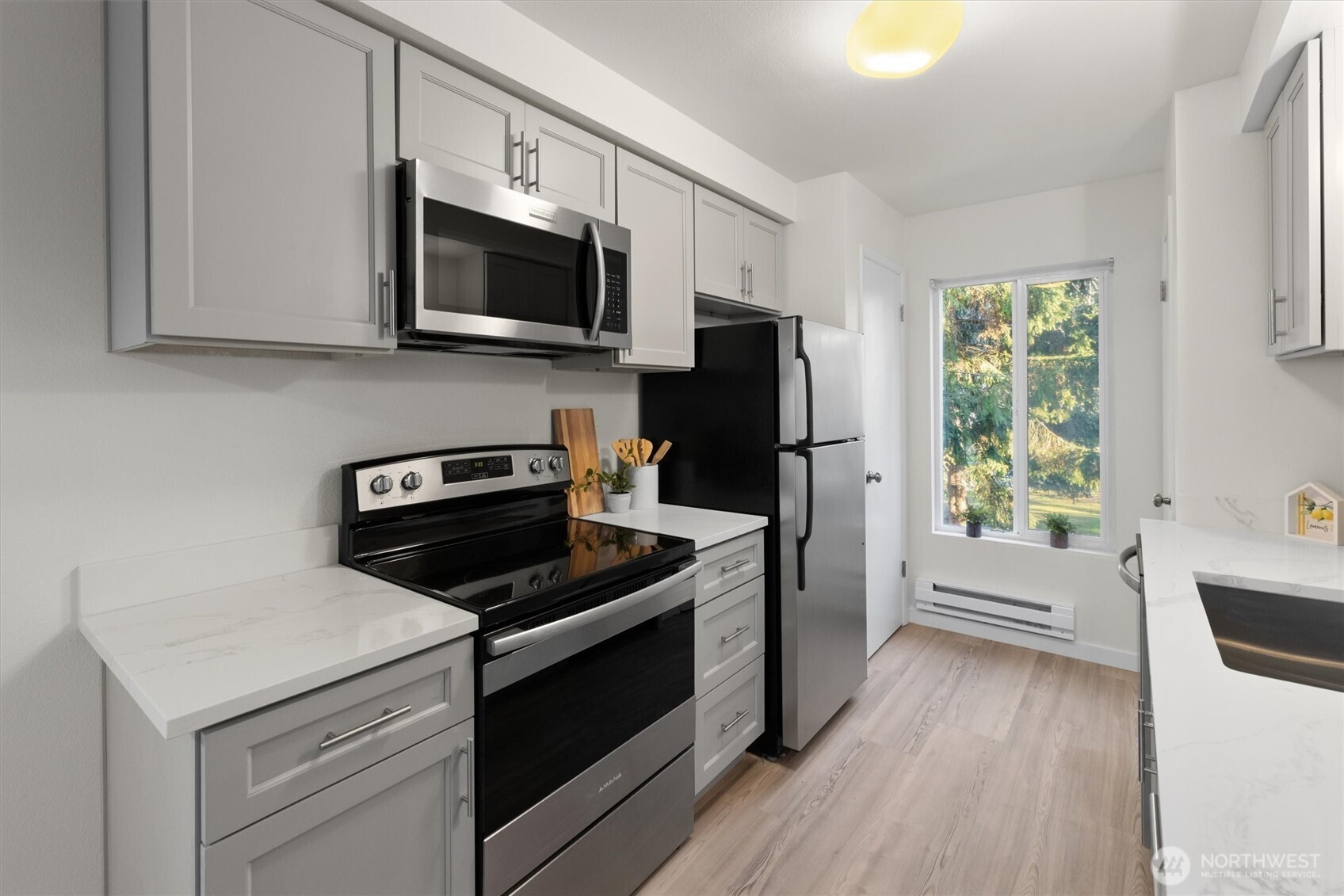 5620 200th Street SW #A211, Lynnwood, WA 98036