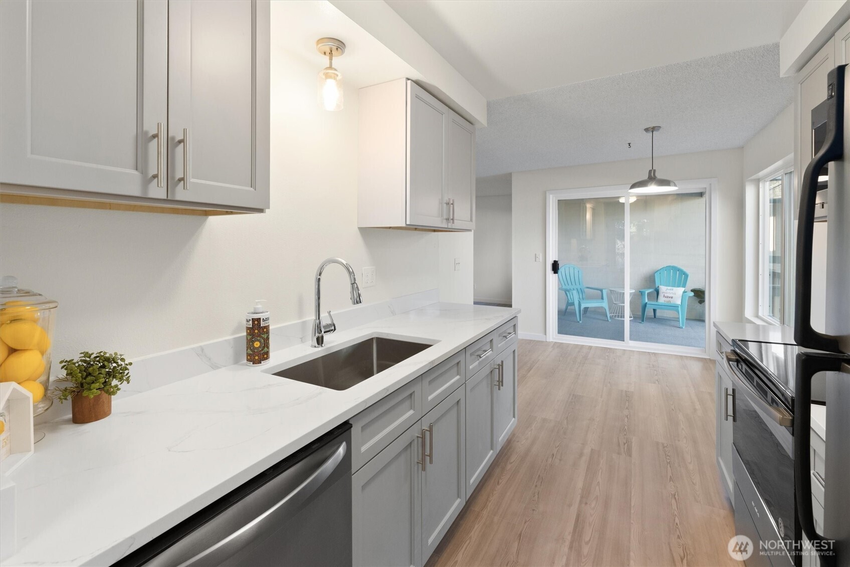 5620 200th Street SW #A211, Lynnwood, WA 98036