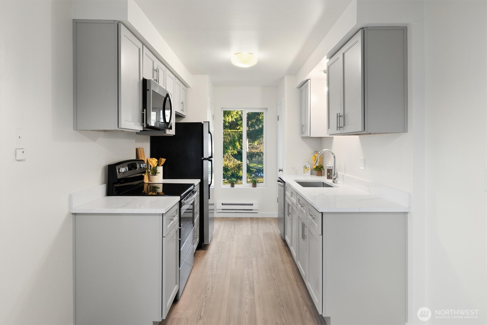 5620 200th Street SW #A211, Lynnwood, WA 98036