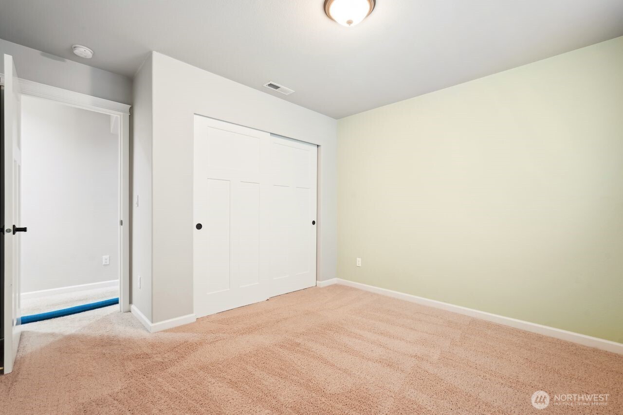 4335 Dudley Drive NE, Lacey, WA 98516